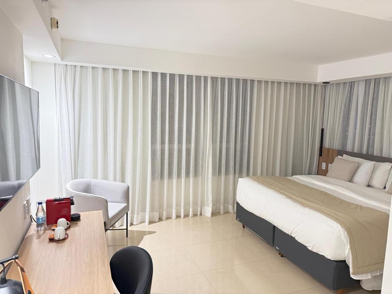 Deluxe One-Bedroom Apartment with City View