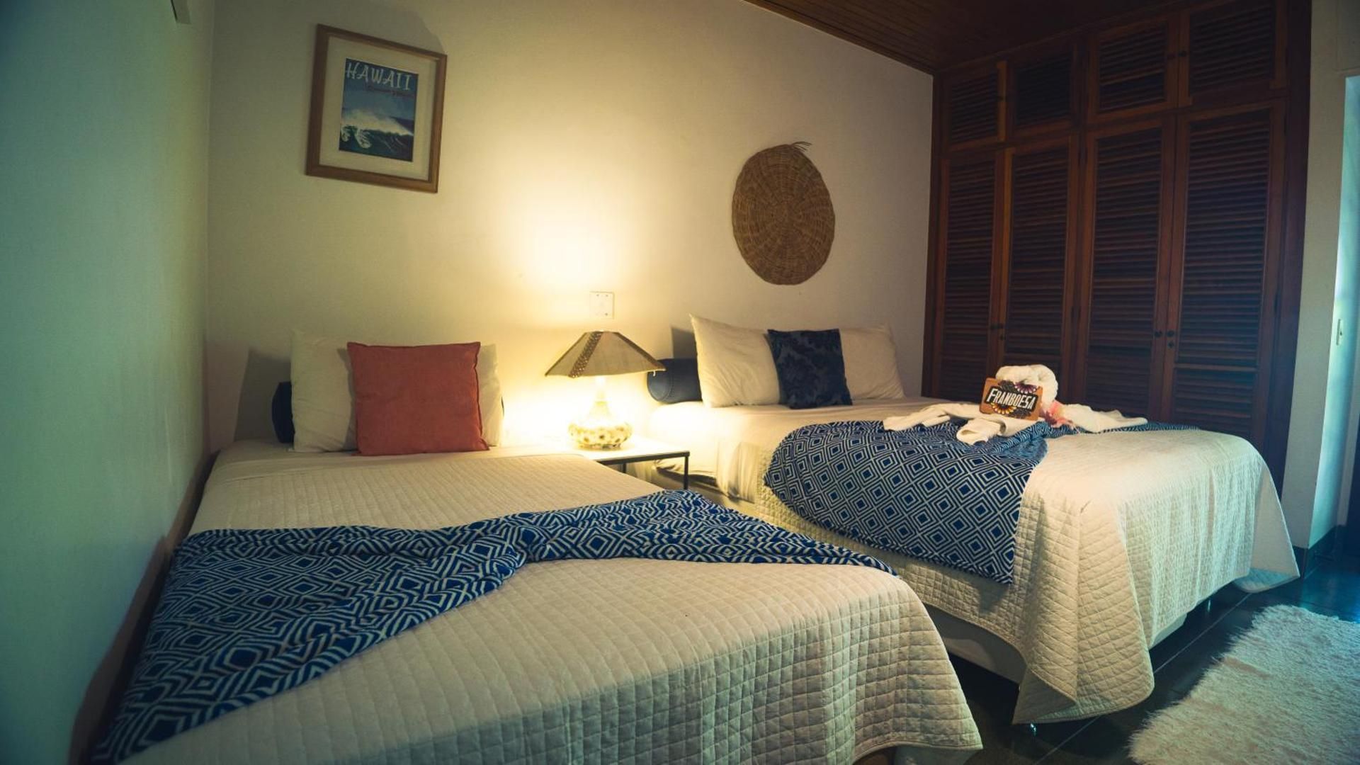 Queen Suite with Pool View