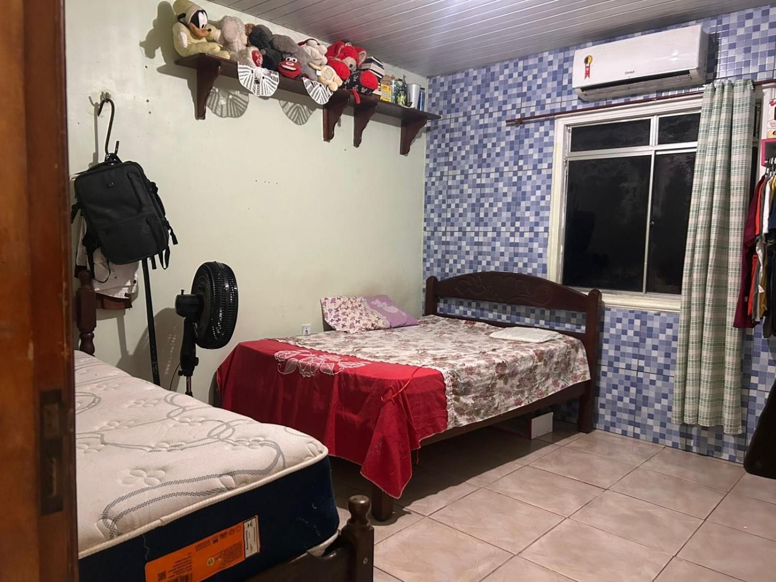 Economy Triple Room