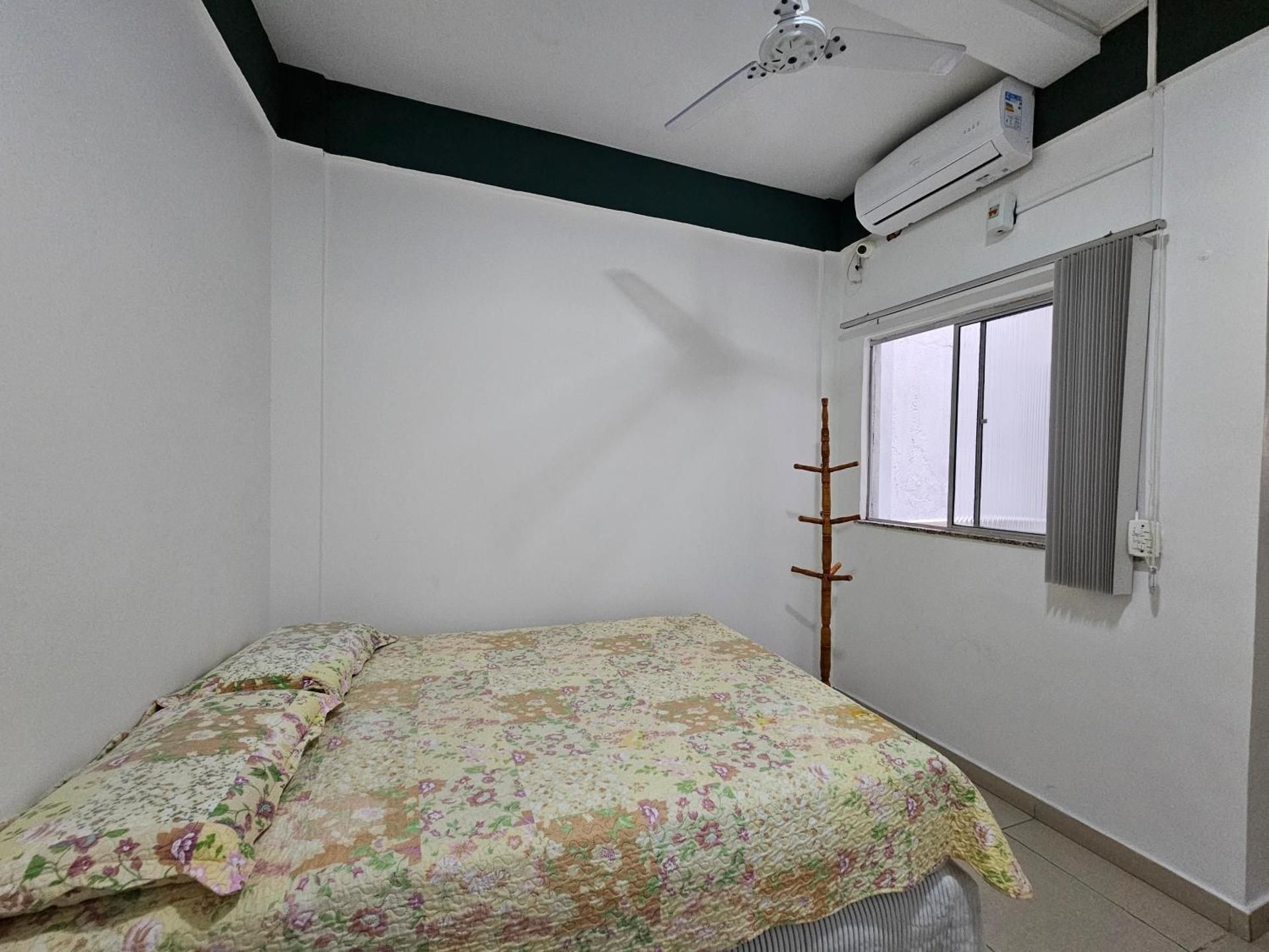 Double Room with Shared Toilet