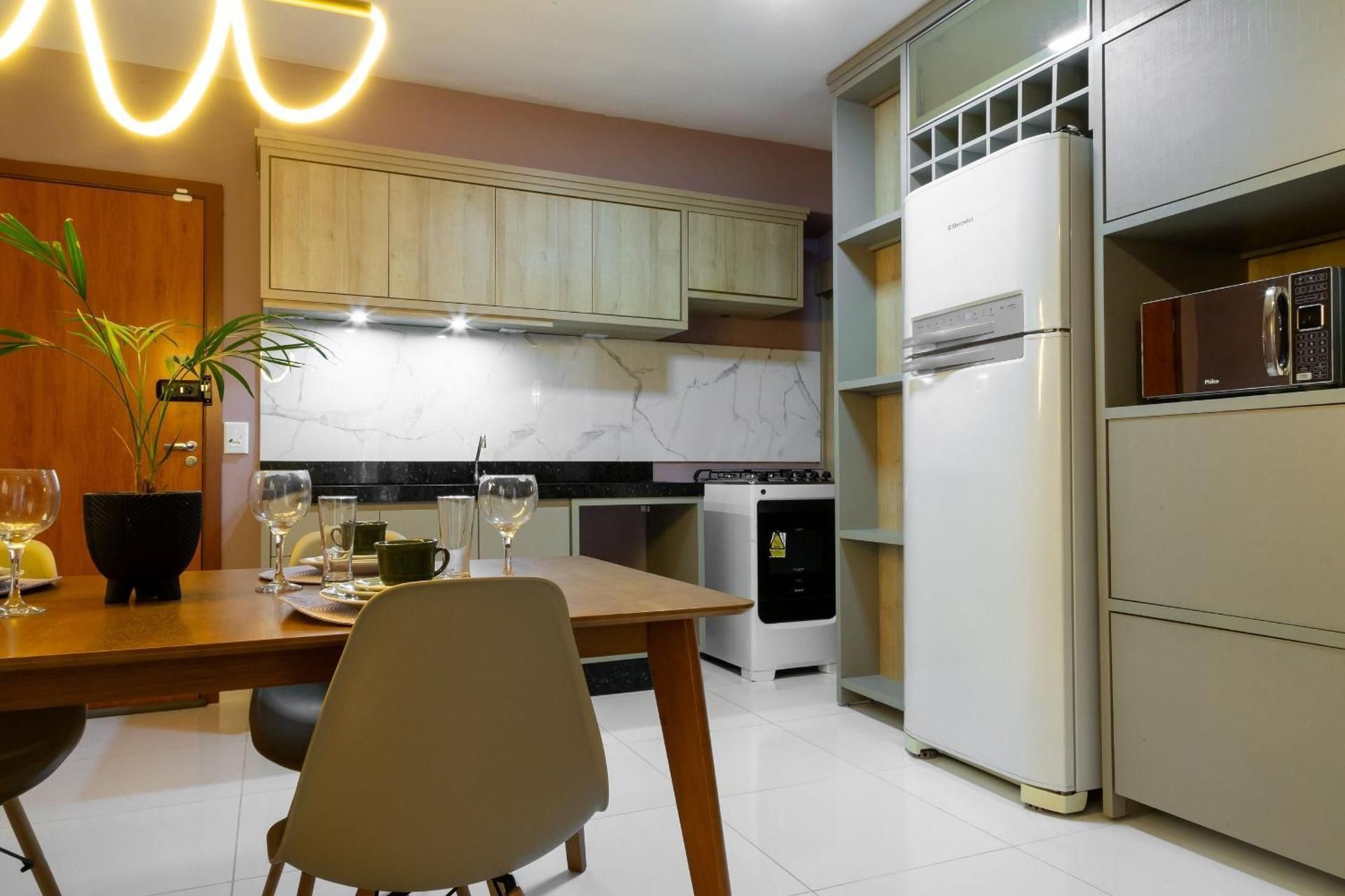 Apartment 6