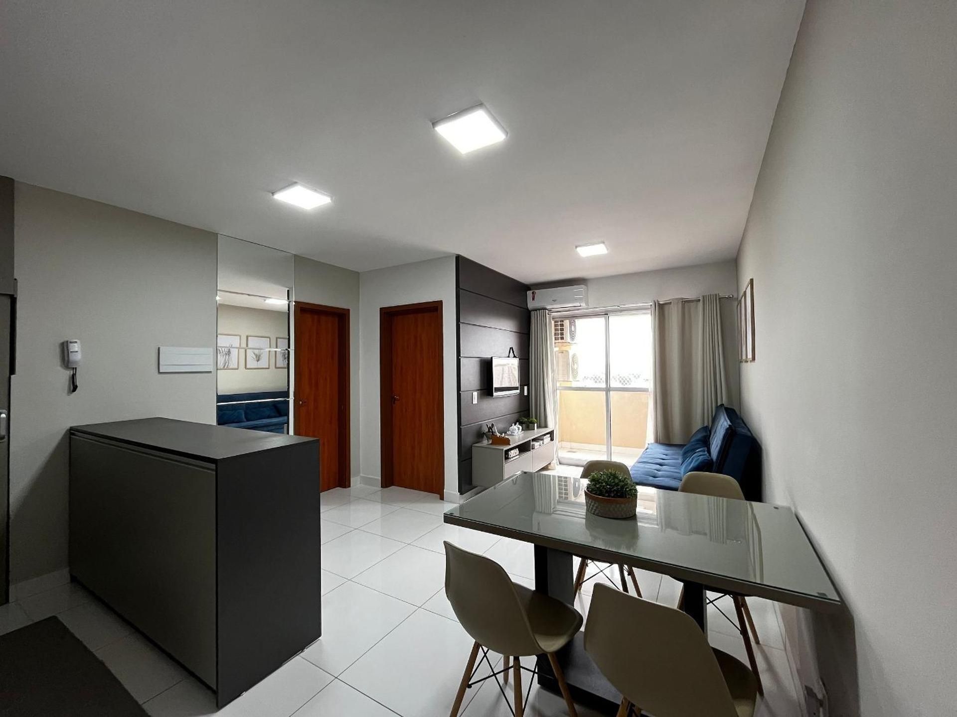 Apartment 17