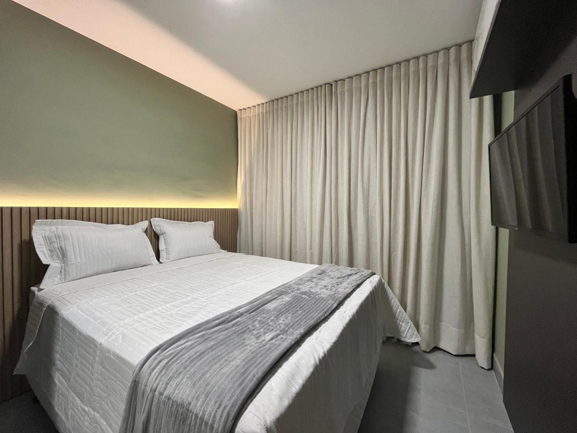 Apartment 15