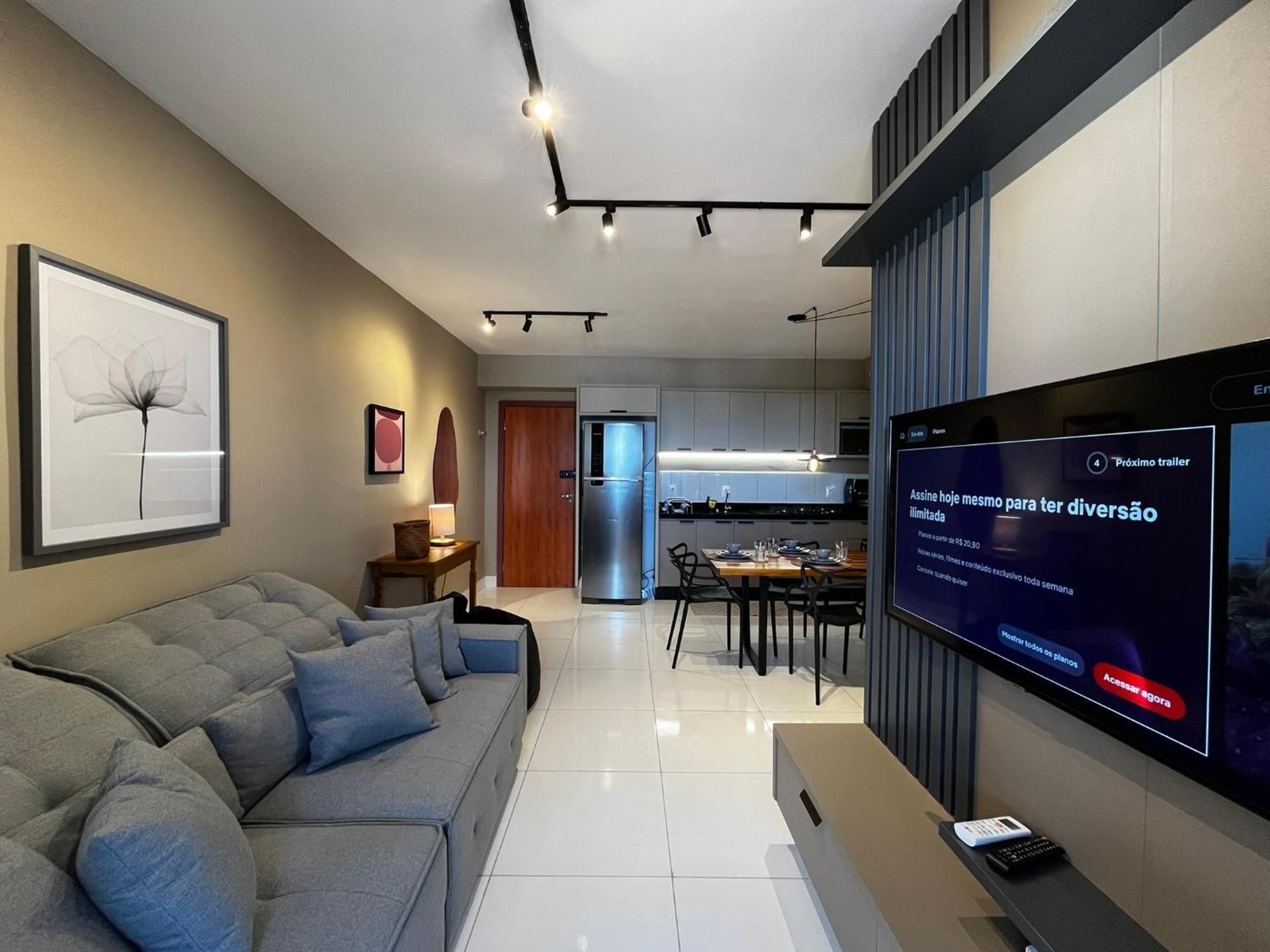 Apartment 25