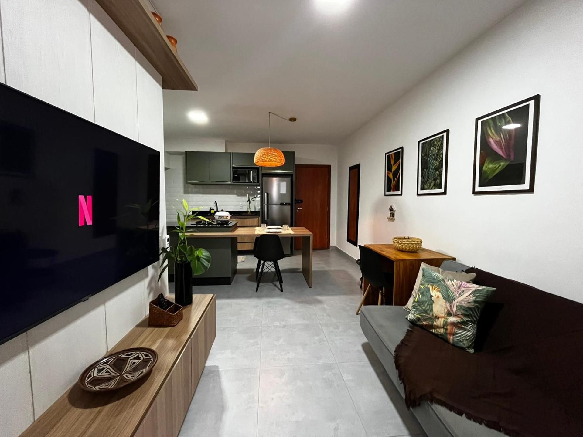 One-Bedroom Deluxe Apartment