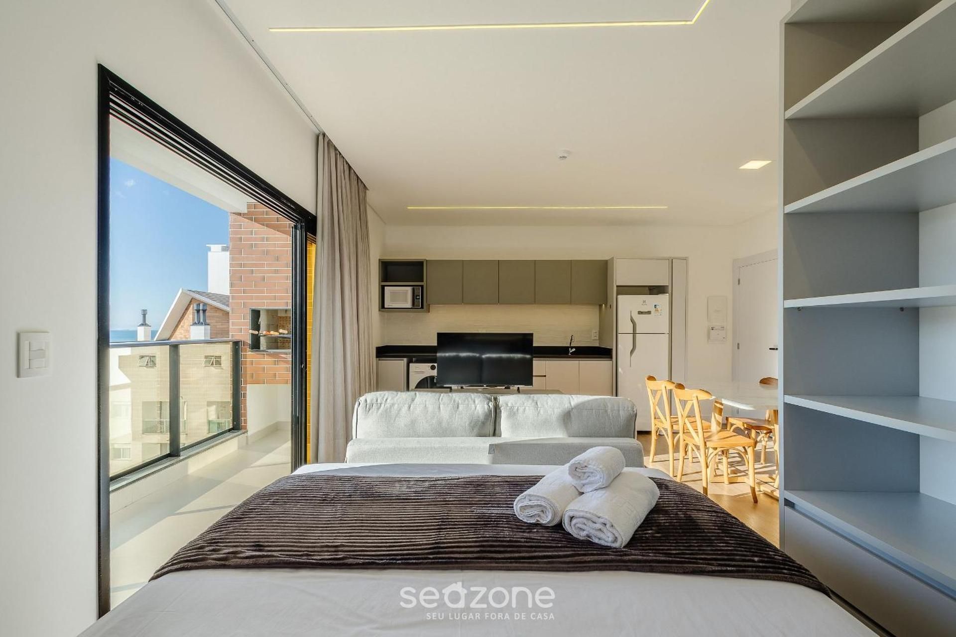 Apartment with City View
