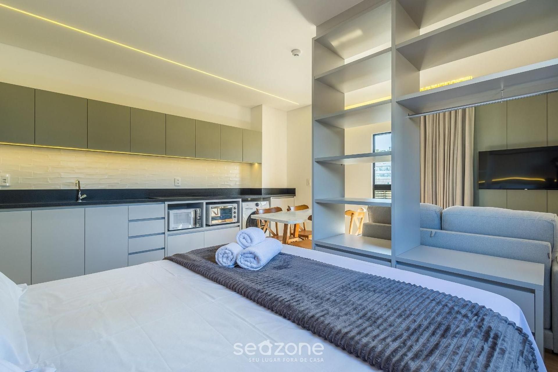 Studio Apartment with Balcony