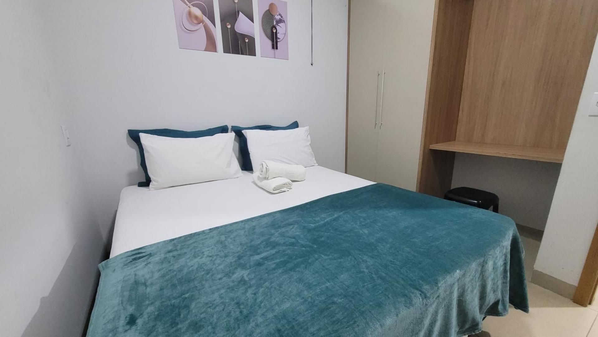 Superior One-Bedroom Apartment