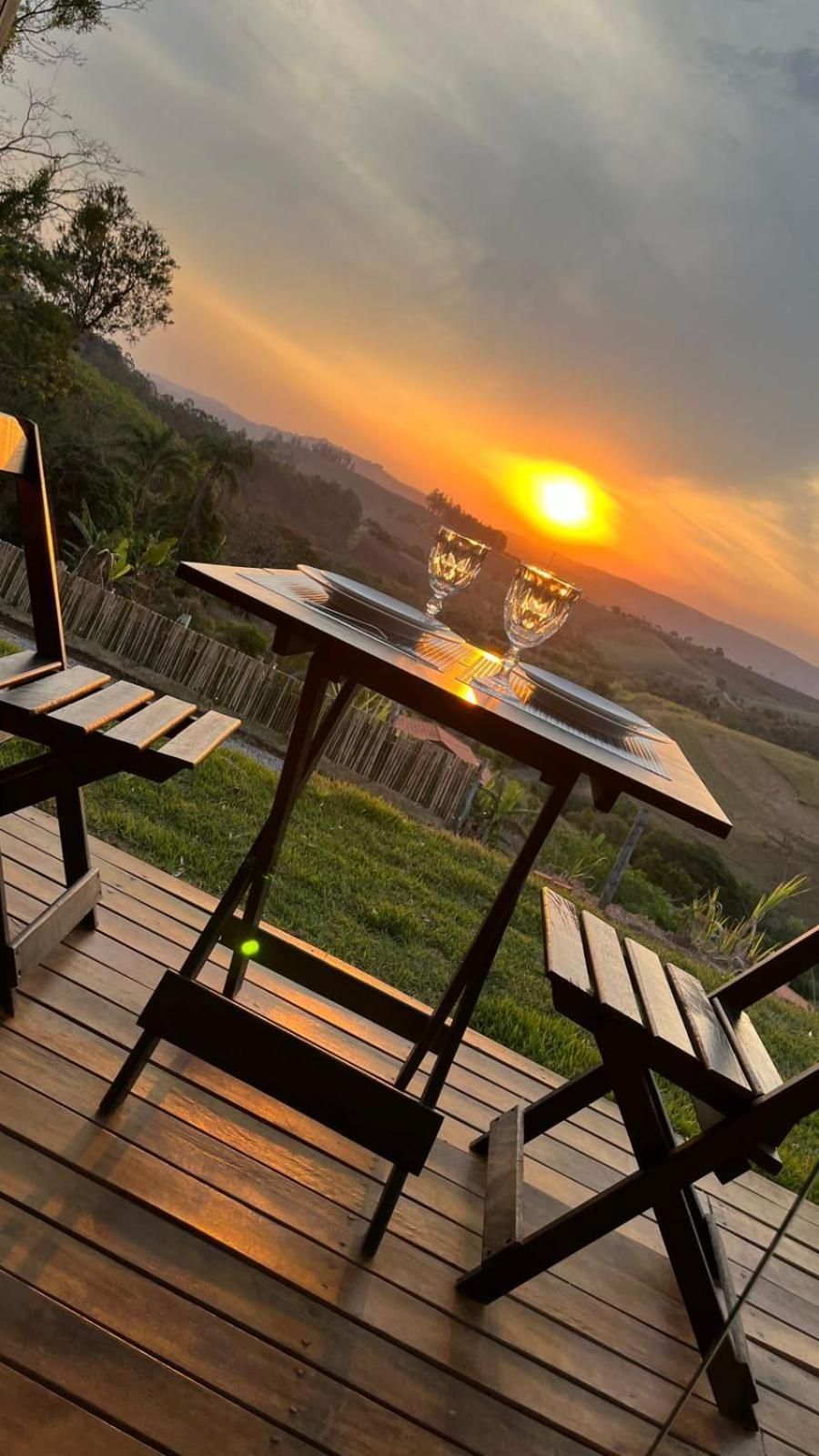Suite with Mountain View