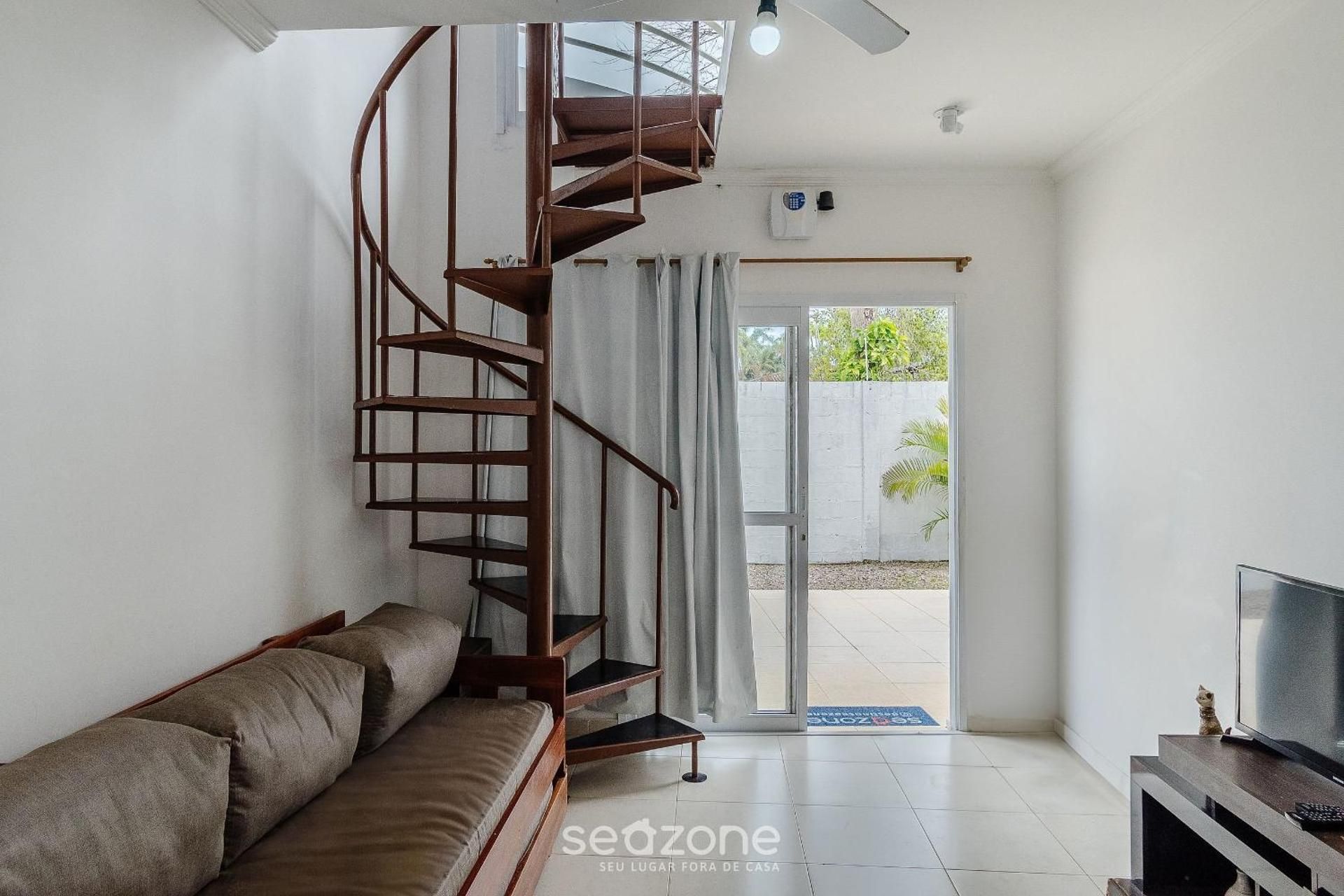 Apartment with Shower