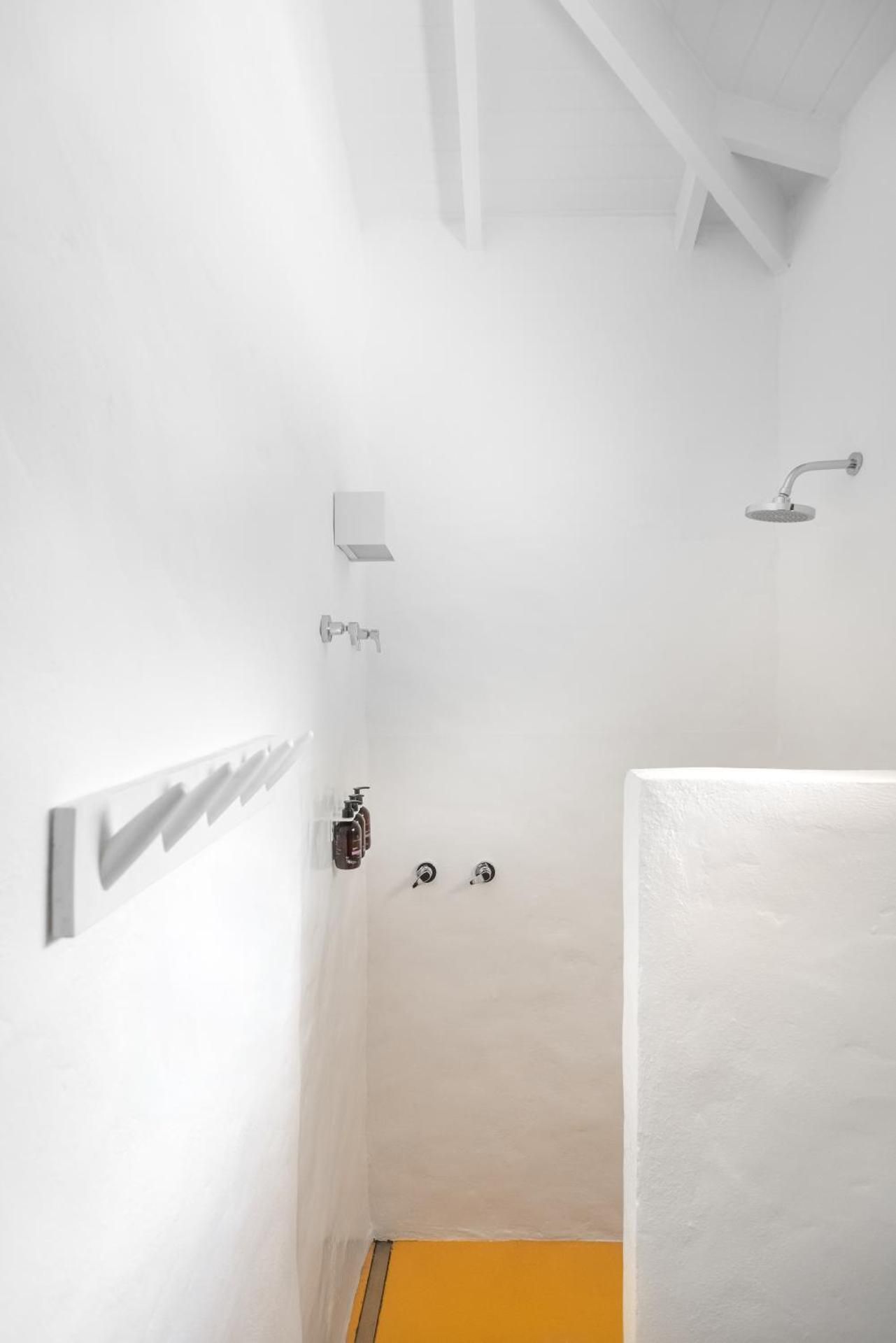 Queen Room - Disability Access