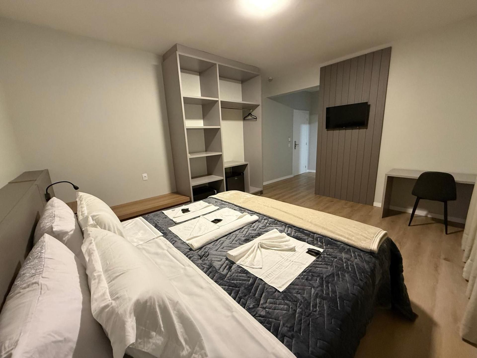King Room with Spa Bath