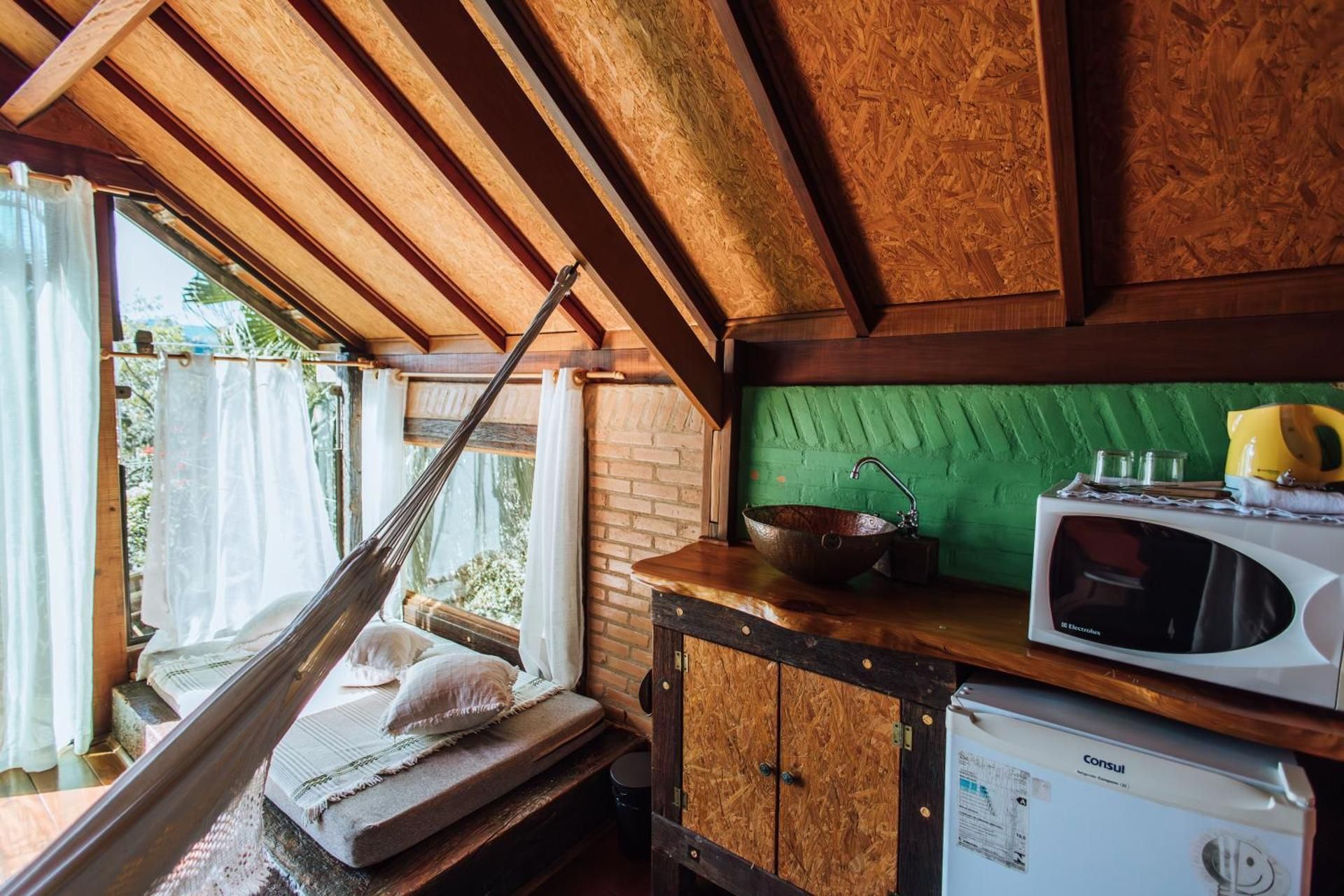 Cabana Pedra do Baú com Hidro e Sauna