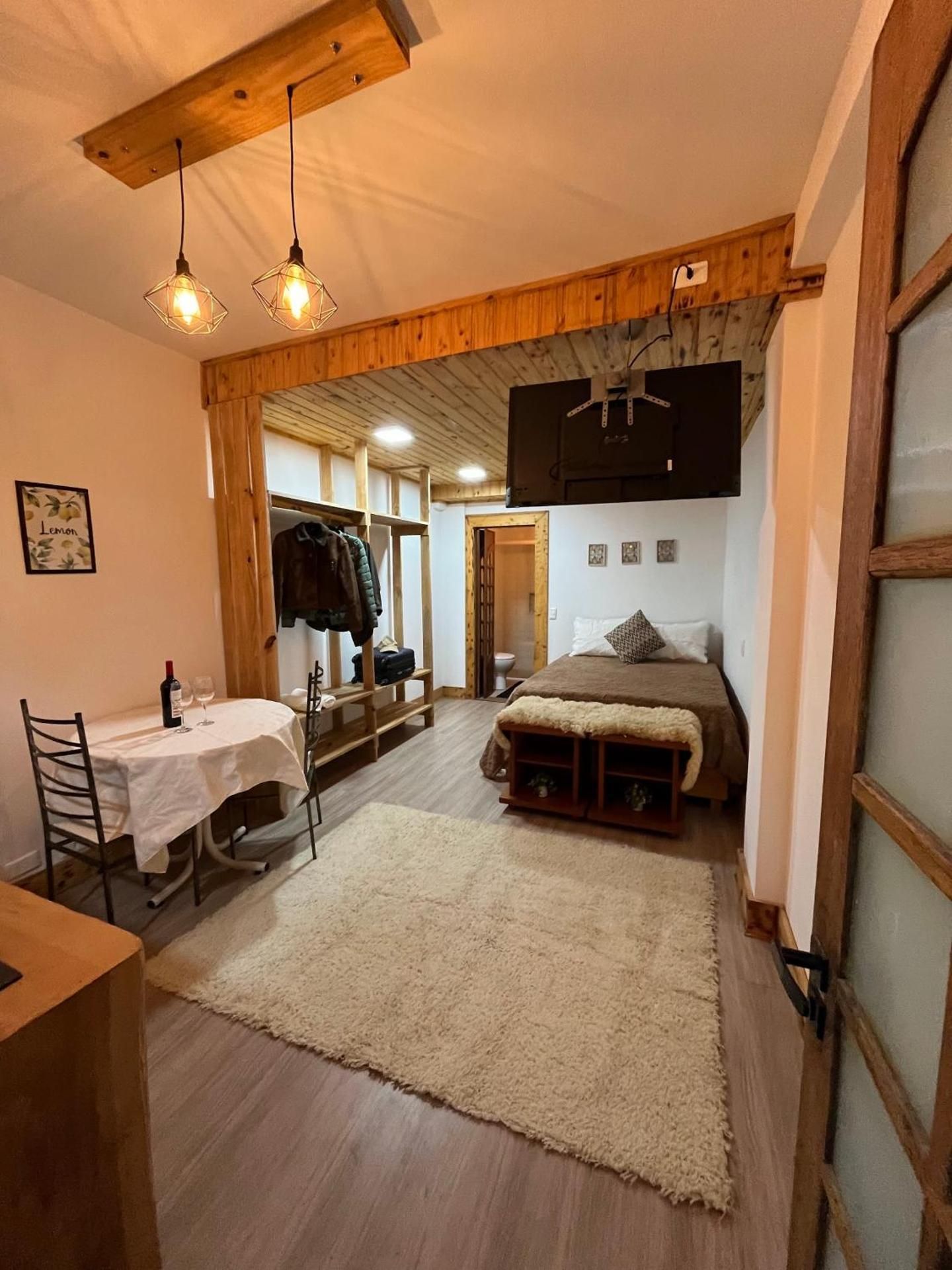 Studio Apartment with One Double Bed