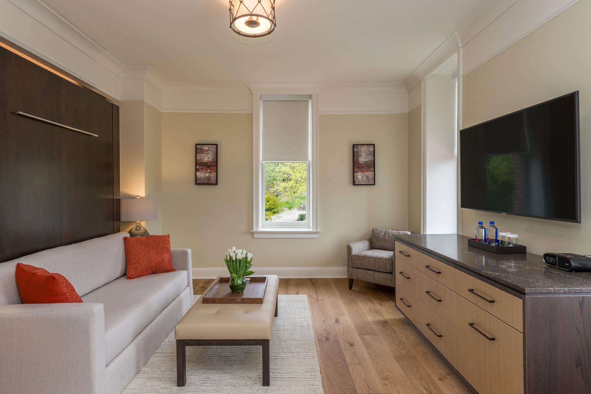 Superior Parlor Queen Murphy Bed