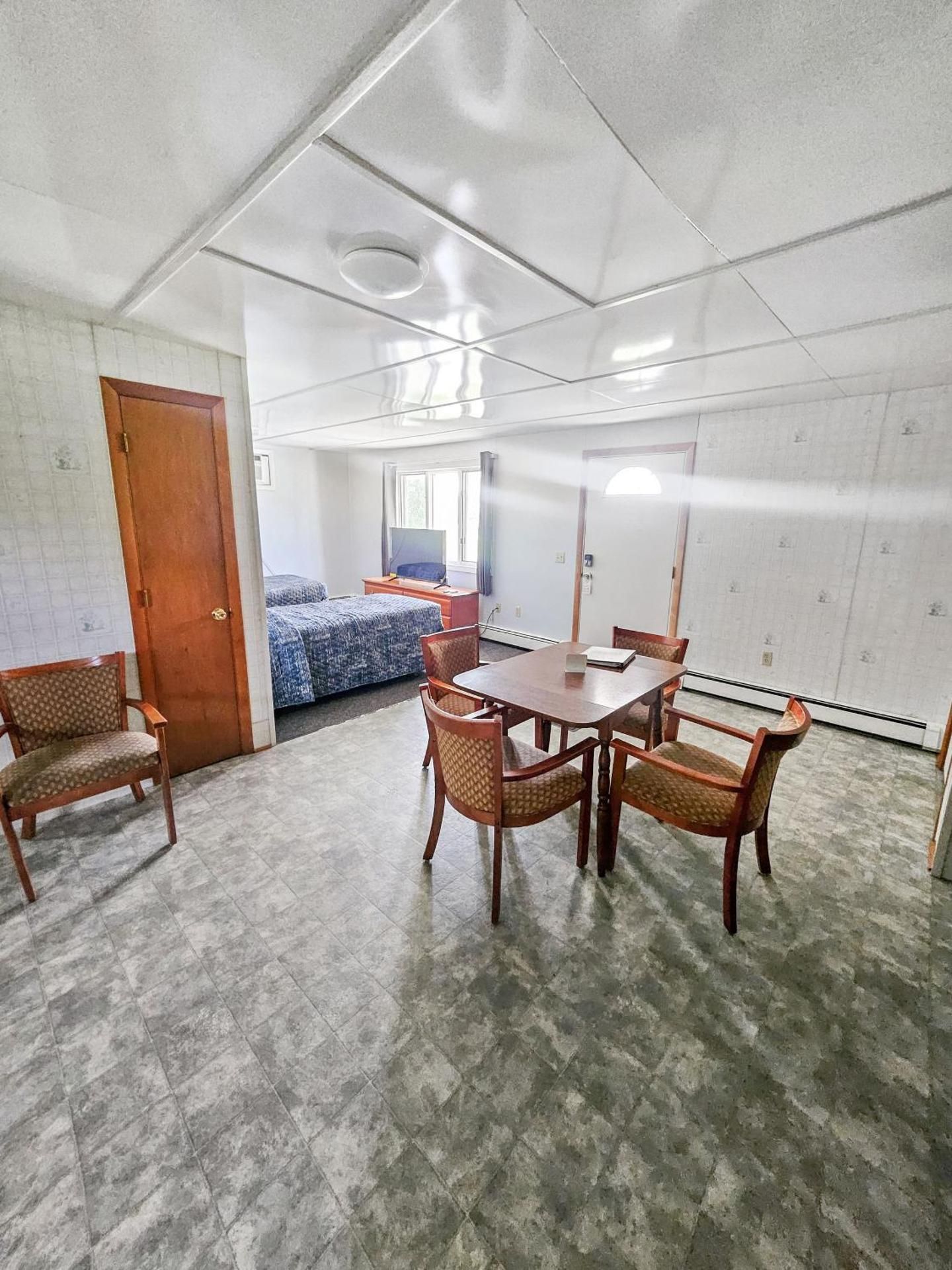 Standard Suite