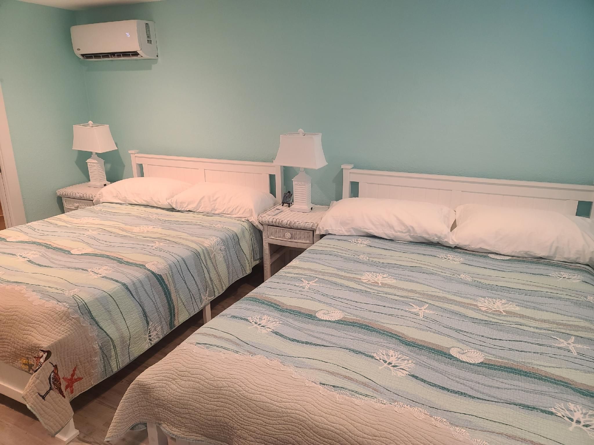 Cottage-Apartment-Private Bathroom-Beach view-Duplex