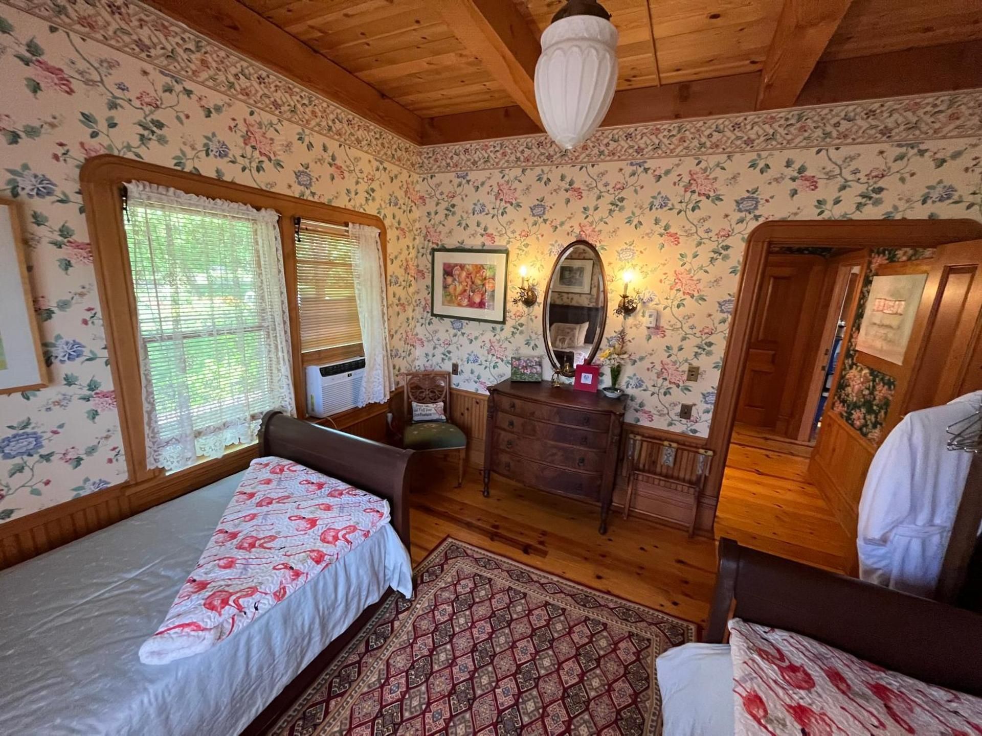 Double Room with Private External Bathroom