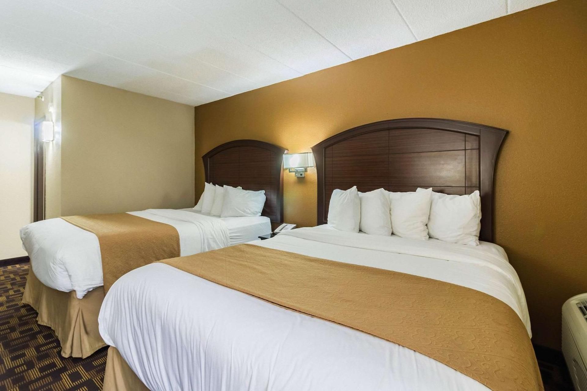 Quadruple Room with Two Double Beds - Non-Smoking