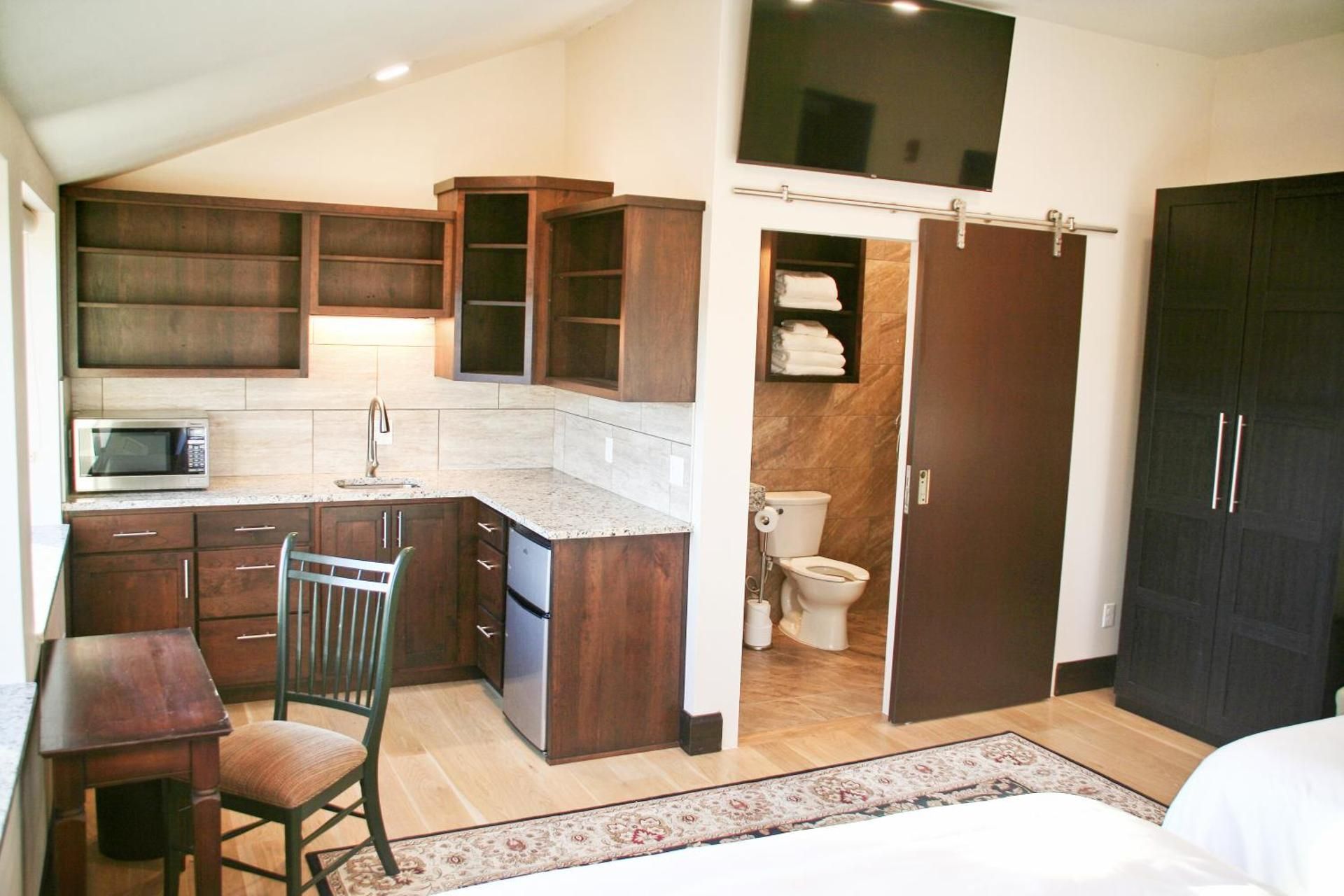 Deluxe Double Studio