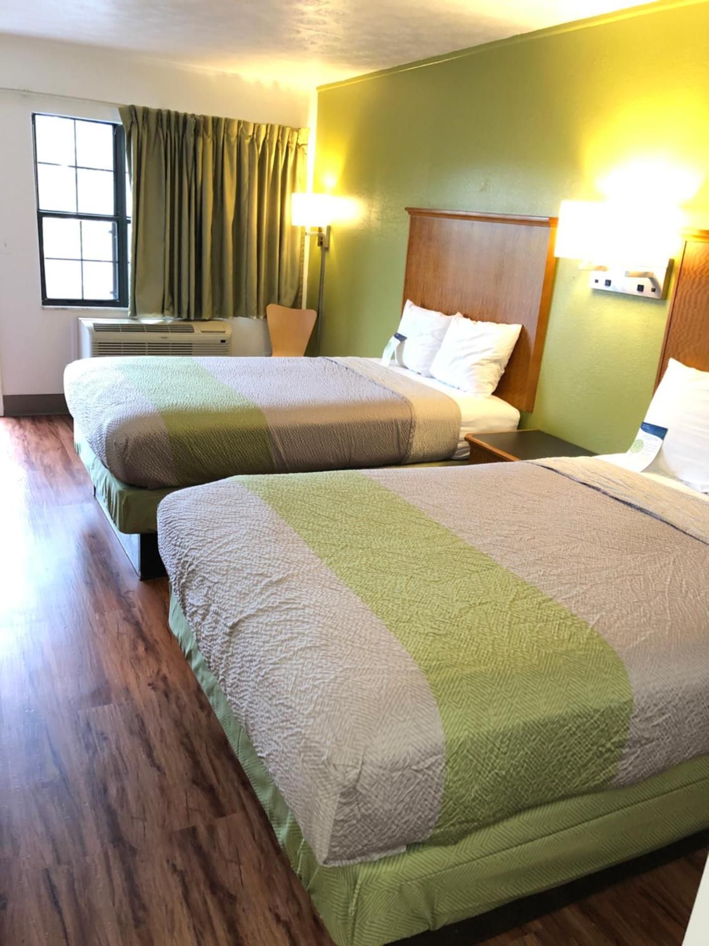 Deluxe Quadruple Room - Non-Smoking