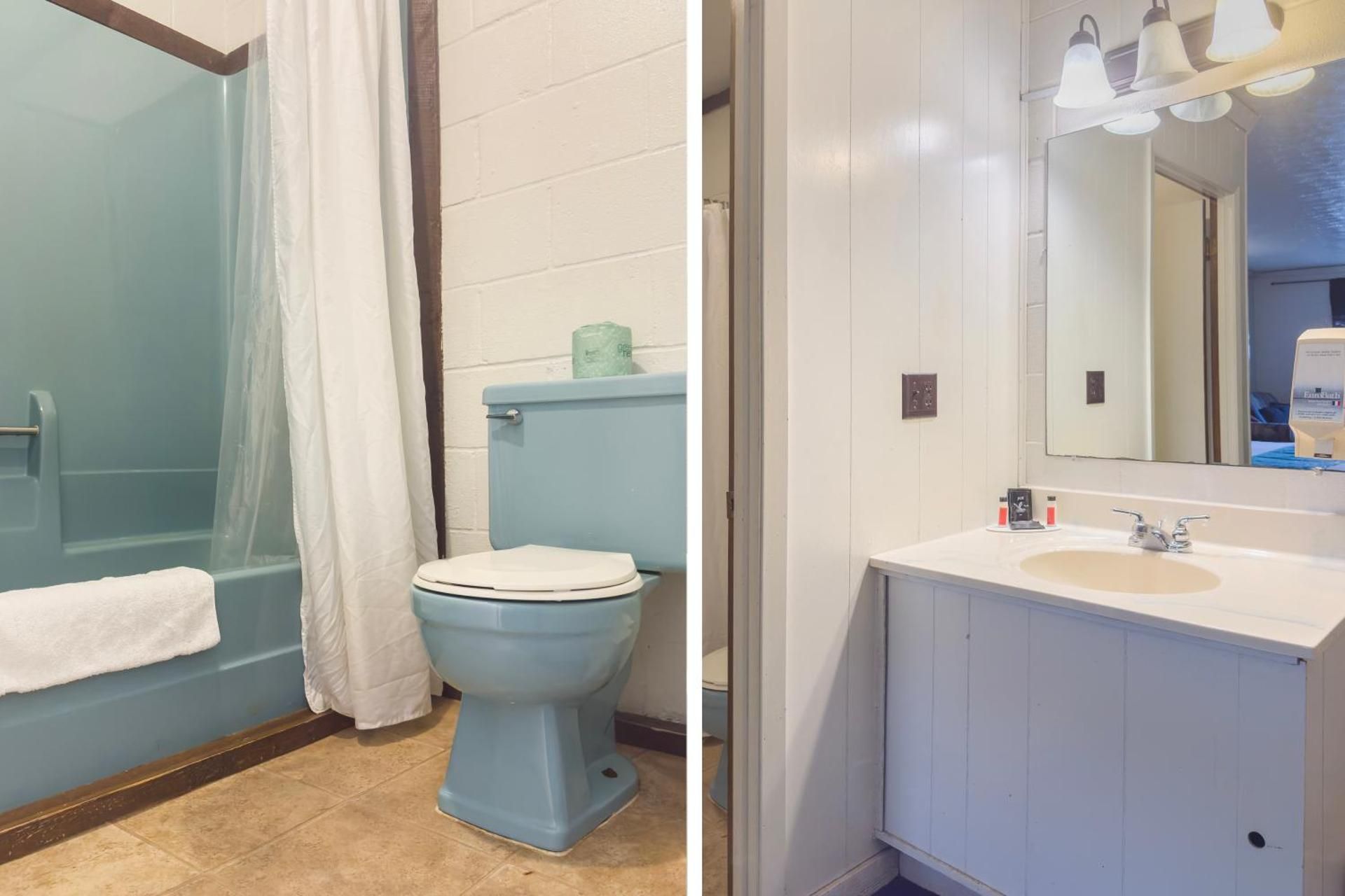 The Way Inn by OYO Spencer King Bed Non-Smoking 3