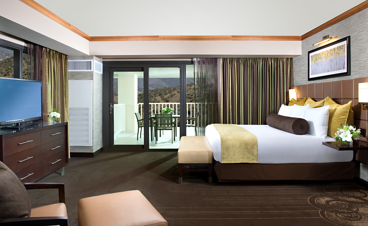 Resort Tower Oh So Suite King - Non-Smoking