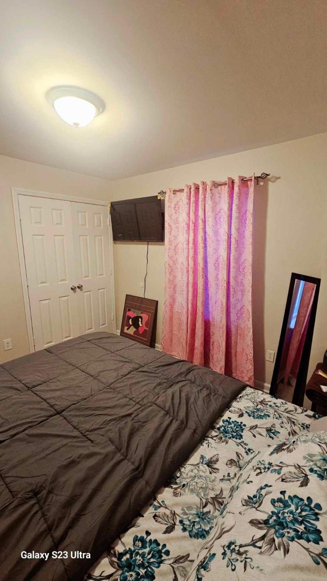 Double Room with Shared Bathroom