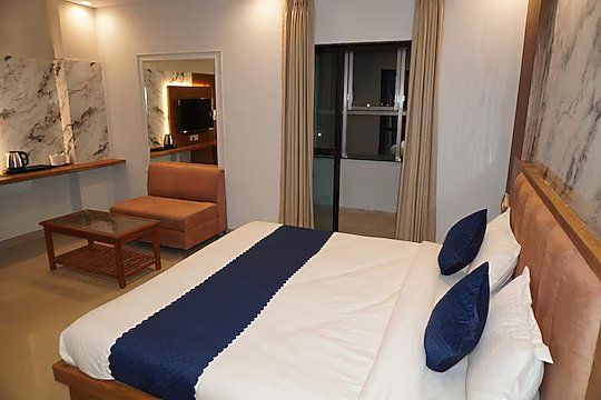  HOTEL GARVIT Deluxe Room 2