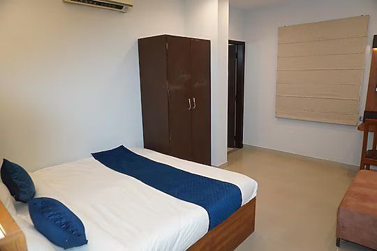  HOTEL GARVIT Deluxe Room 3