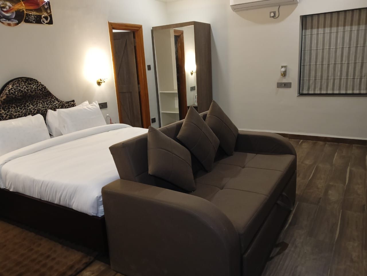 Premium Room