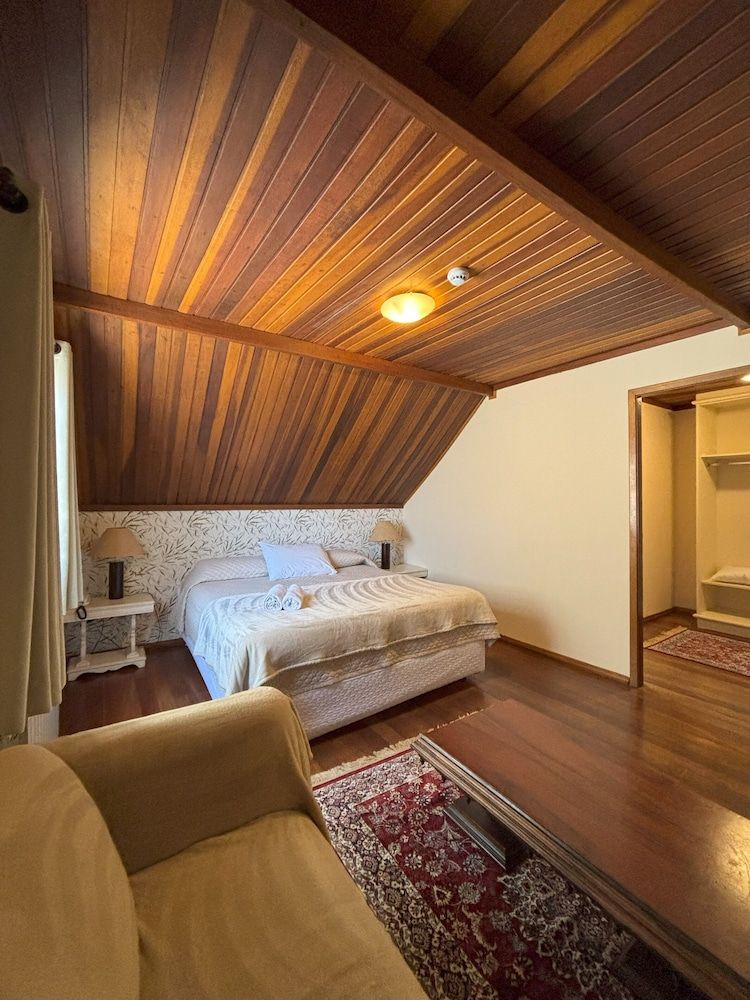 Deluxe Suite, Non Smoking, Courtyard View