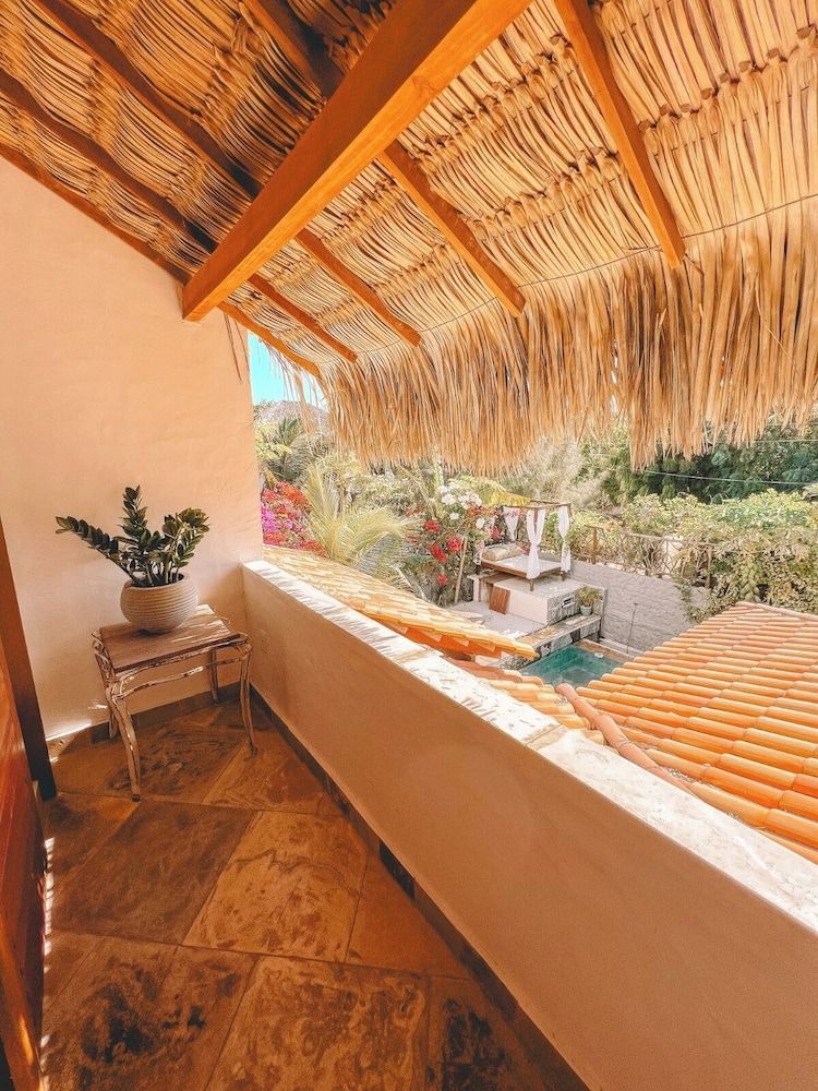 casa nossa prea Classic Triple Room 4