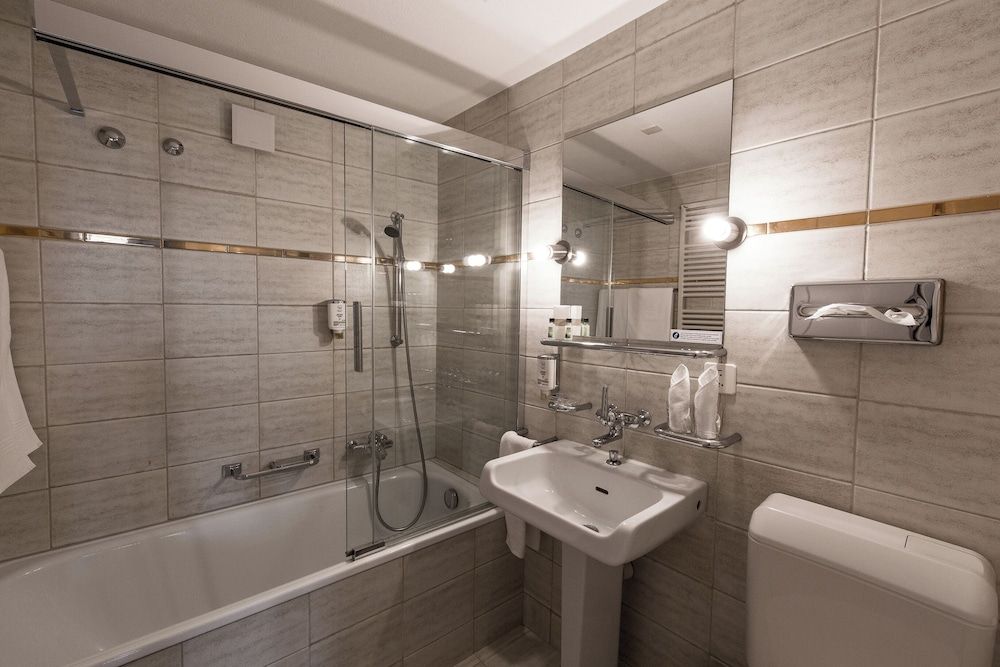 Hotel Kronenhof Panoramic Double or Twin Room 3