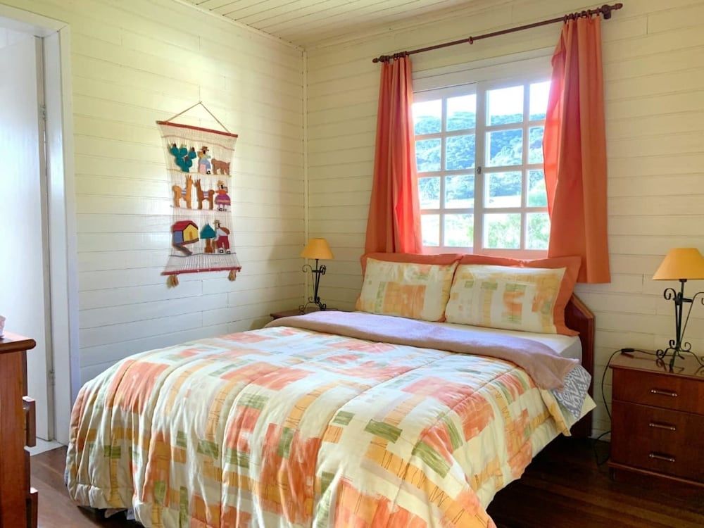 Grand Cabin, Mountain View