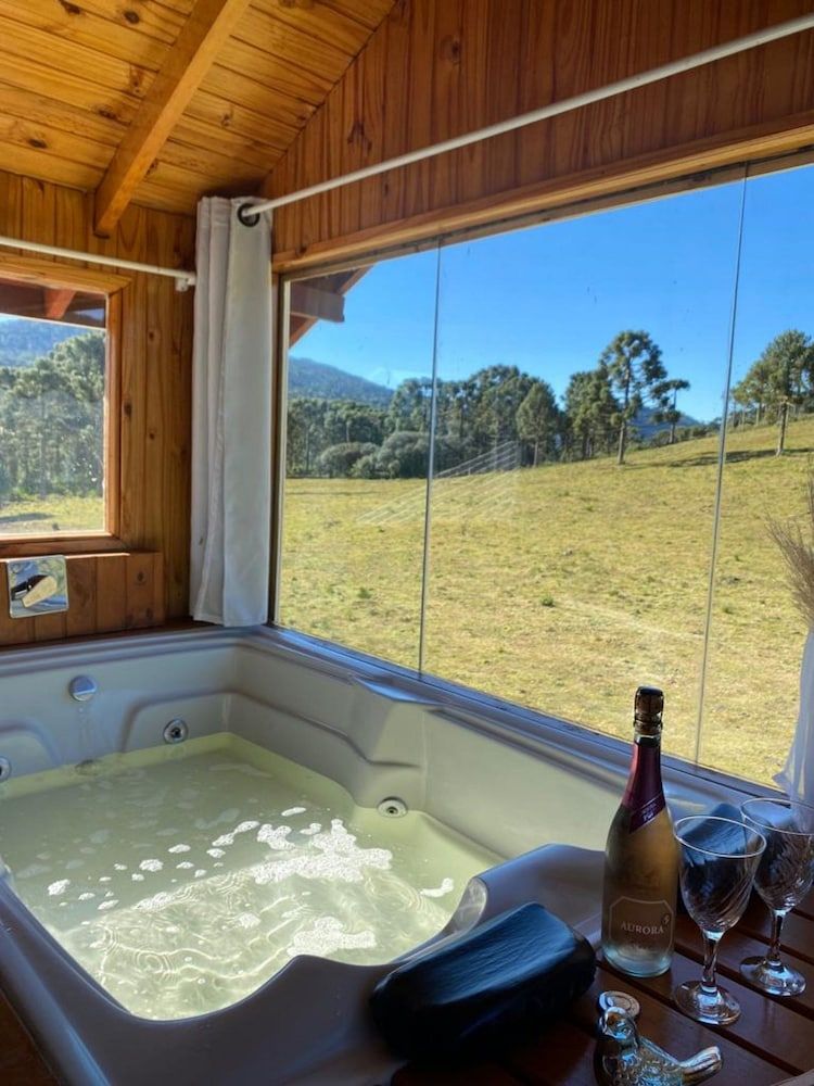 Premier Cabin, Garden View