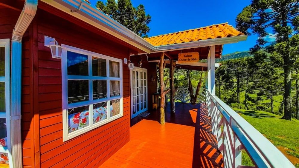 Premium Cabin, Mountain View