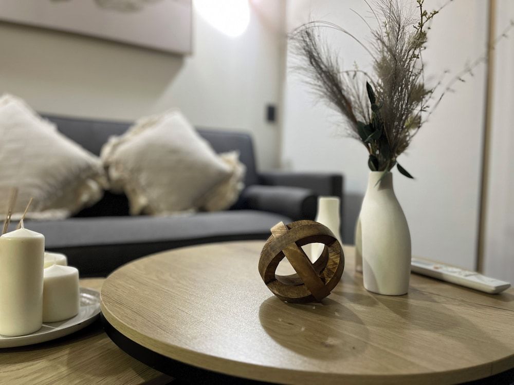 M&C DZ 211 Luxury Apartment, Balcony 9