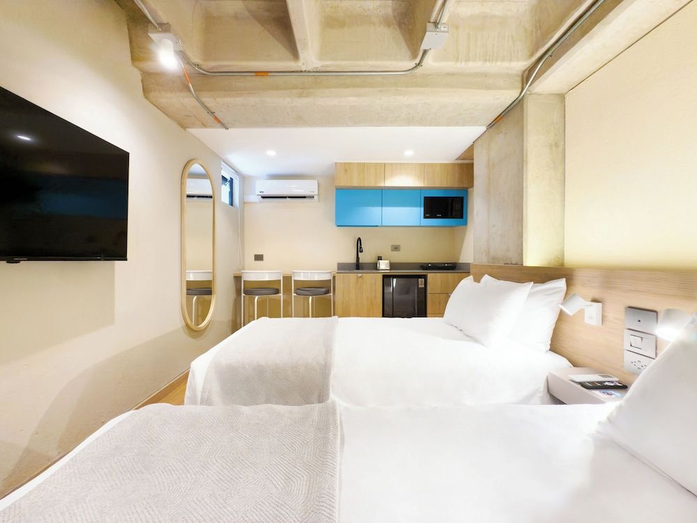 Hotel Once22 Superior Twin Room 4