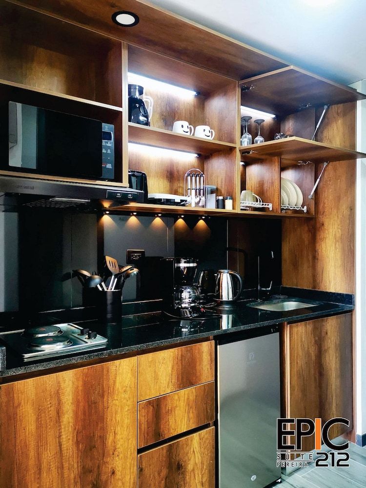 Epic Suite 212 Deluxe Aeropuerto Business Suite 16