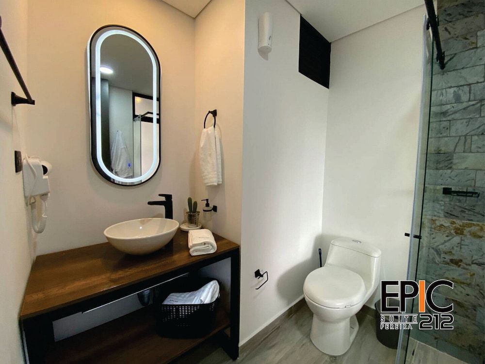 Epic Suite 212 Deluxe Aeropuerto Business Suite 18