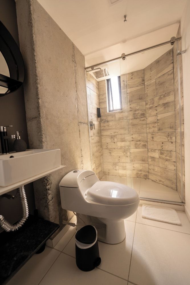 The Coffee Club Hotel Triple Room, City View 5