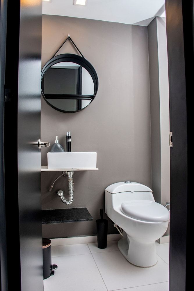 The Coffee Club Hotel Quadruple Room, City View 7