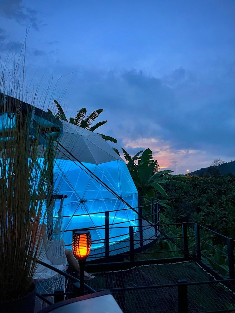 Chamí Glamping Deluxe Bungalow, Mountain View 5