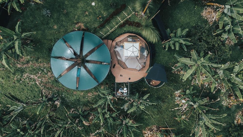 Chamí Glamping Deluxe Bungalow, Patio, Mountain View 8