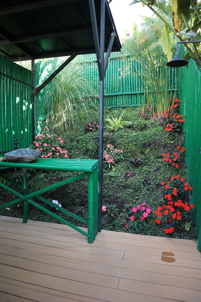 Chamí Glamping Deluxe Bungalow, Mountain View, Mountainside 13