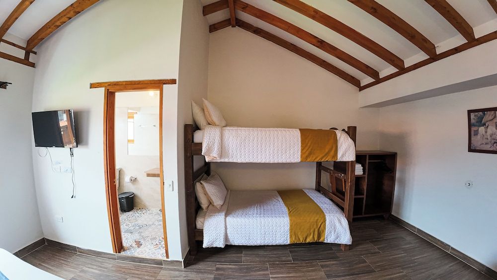 APARTAHOTEL MARGARITAS DE LA VILLA VDL Family Room 6