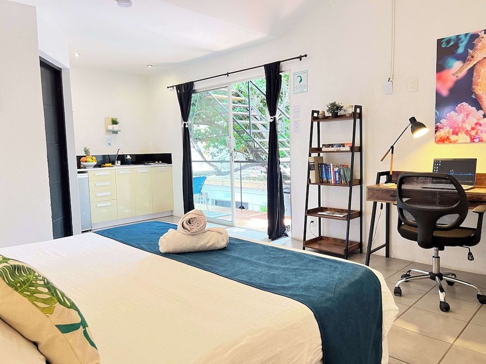 Deluxe Double Room, Courtyard View
