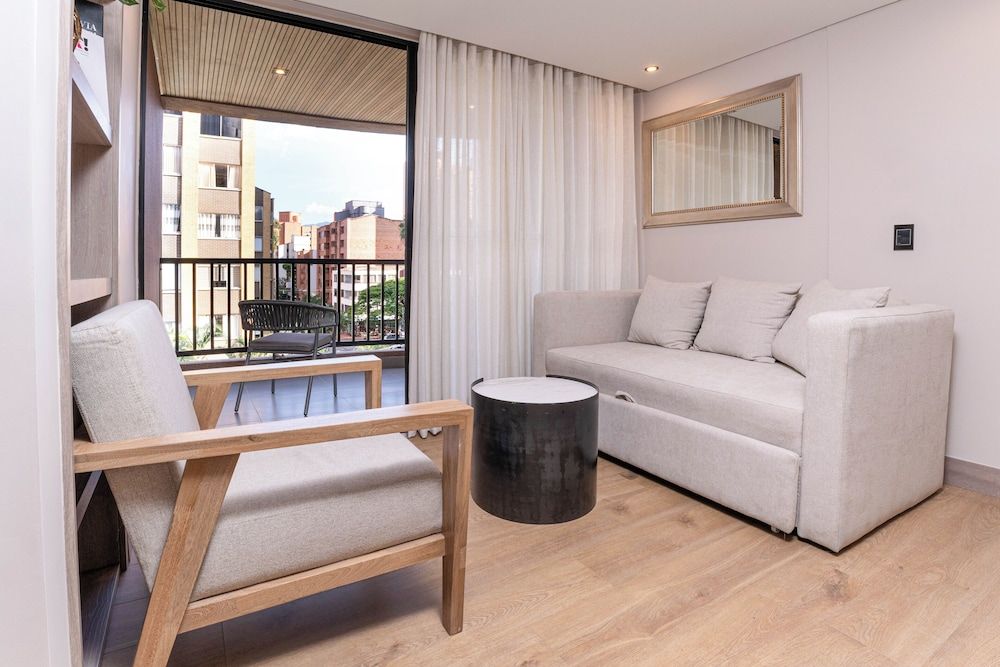 Luxury Apartment (603)