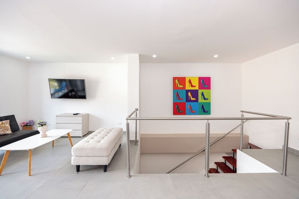 Borbon Suites Superior Duplex, Balcony, City View 4